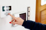 Top 5 sisteme de alarma antiefractie wireless pe care le poti instala singur